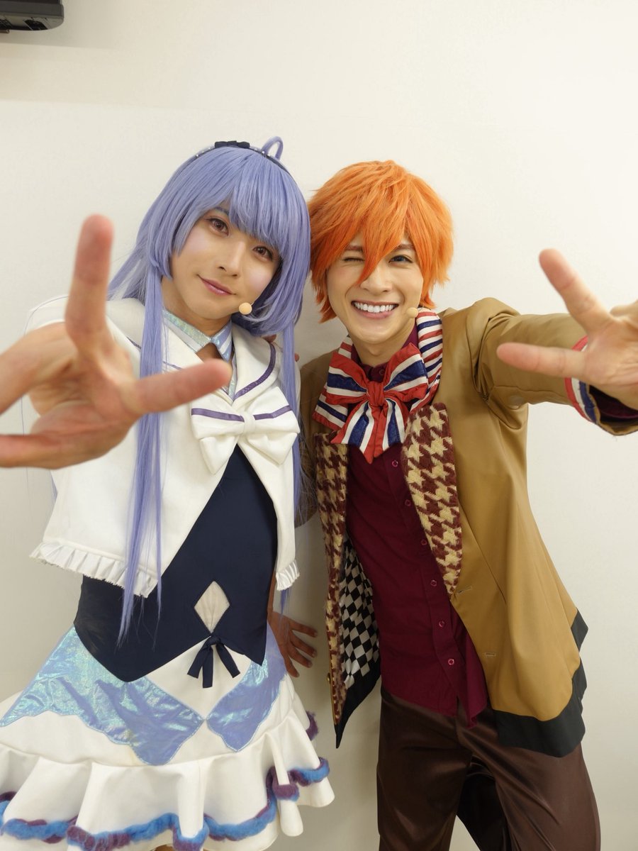 Asahi_Amano's tweet photo. 舞台アイ★チュウ ファイナルライブ
「LIVE!!!!!!アイ★チュウ〜étoile éternelle〜」
思い出大放出スペシャル④
激カワ集団POP'N STAR＆
息の揃い方レベチな双子ユニットお兄ちゃん達Twinkle Bel

銀河くんとは初めましてだったけどアイチュウキャストで唯一の同い歳でめっちゃ仲良くなれてほんまにもっと前から共演したかったって話したり、
朝陽くんは稽古の時も本番中も常に努力してて可愛らしくてほっとけないし、僕だけのアンサーと一番星とBrand New Dayとか全体曲は俺たち初めての多くてずっと一緒に練習したね！
曜くんはGrandMasterの時からめーっちゃお世話なってるし、またサウナ行きましょーね！あと綺麗すぎます！
こうだいくんもGrandMasterの時からほんまに相談乗って頂けたり、楽屋では構ってくれたり大好きです！流行語大賞はロケットランチャー！🚀
かずきくんは初めましてだったけどいーっぱいお話してくれたの！🎮リベンジさせてください！絶対！絶対に！

#舞台アイチュウ #アイチュウ