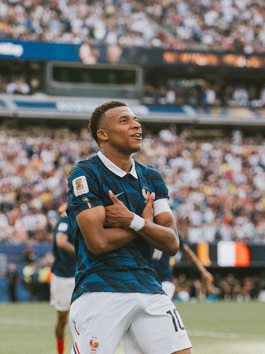 IBZBLUE's tweet photo. Kylian Mbappe. https://t.co/JVUT5OciRW