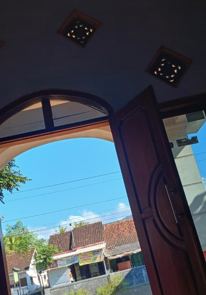 Linneaize_'s tweet photo. Kita mungkin semua hidup di bawah langit yang sama, tetapi kita tidak semua memiliki cakrawala yang sama

Reply atau qrt foto langit di atas kepala mu moots ⛅☁ https://t.co/LVe8frImBm