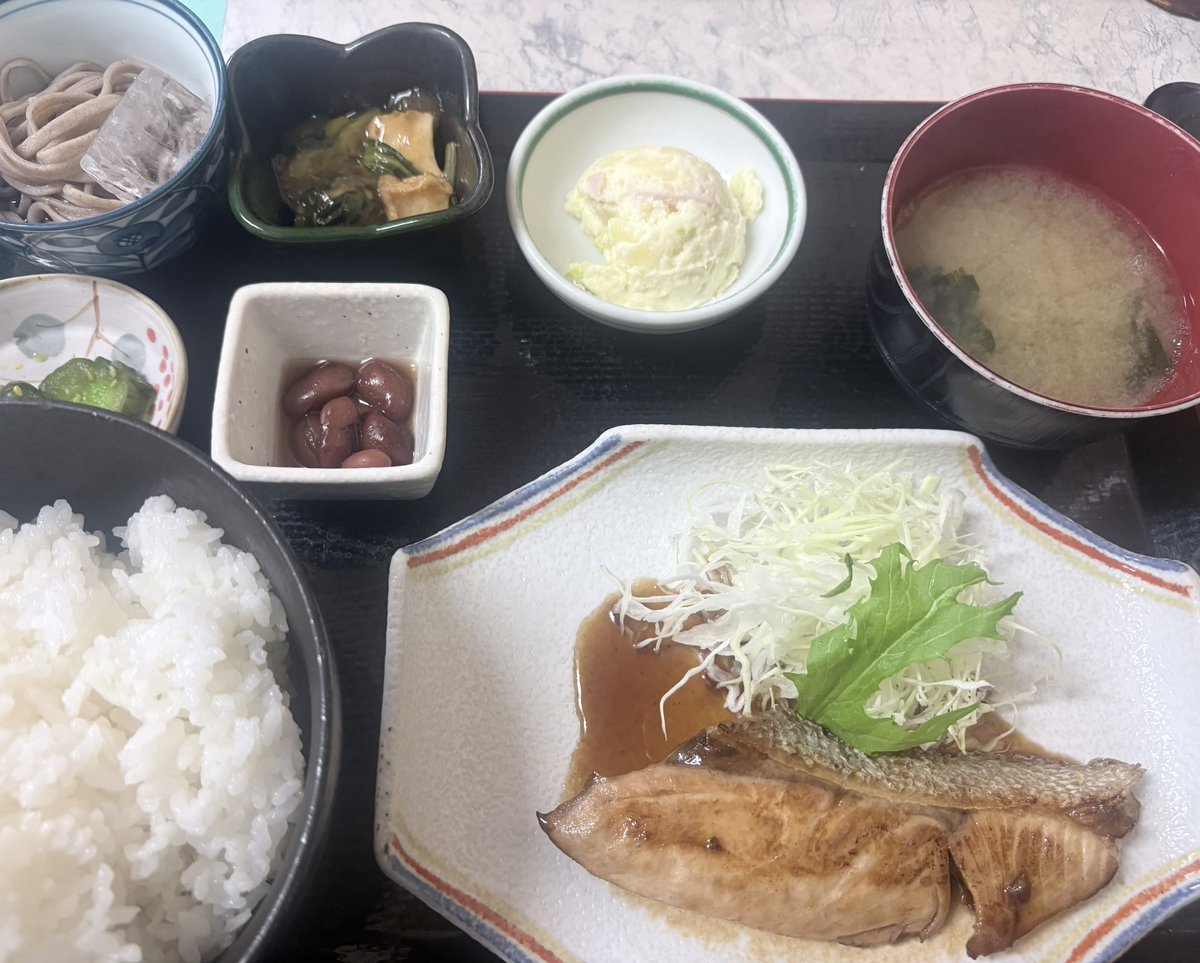 melon_tsubasa's tweet photo. お昼っ
ぶりの照り焼き美味すぎた😋 https://t.co/PQyAF8SwPW