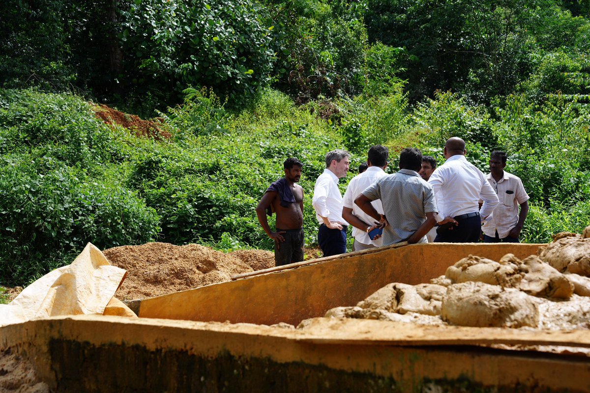 MAFrancheUN's tweet photo. Visiting gem mine in Ratnapura. Industry earns Sri Lanka over $400M a year in exports &amp; employs some 650k people. Most of it is small-scale, informal &amp; exposed. Expanding industry must be accompanied by greater protection workers &amp; improved land management. @ILOColombo @UNIDO_LK https://t.co/tO0ebVoLqm