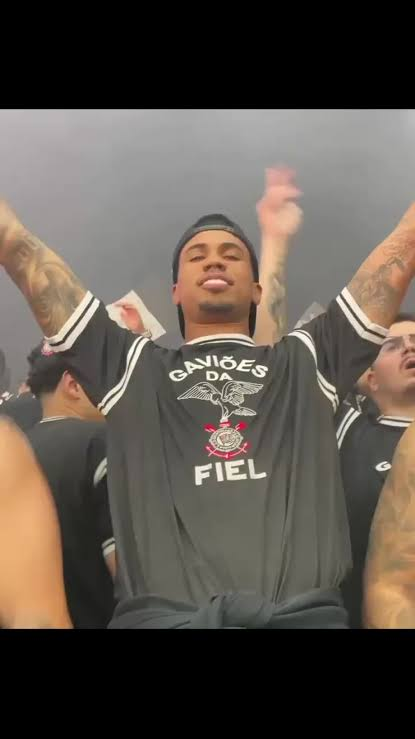14Adryel's tweet photo. vai ser muito foda quando ter brasil e noruega e no final do jogo o gabriel magalhães, o haaland e o martinelli falar que assinou contrato com o corinthians até 2030 https://t.co/LLH087i6iy