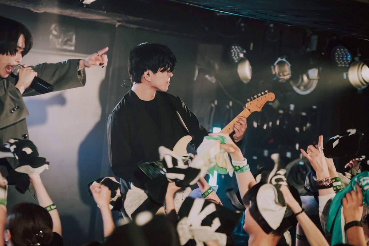 Guitarteru's tweet photo. Ku:ui 大阪編
Thanks!!!😎

📷@FrolicRobe 🙏🙏 https://t.co/b1ZOItcEjU