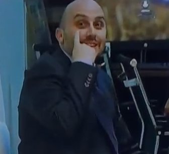 CesarOt49029922's tweet photo. Así es @andreslongton hoy le metiste  el "Pico en el Ojo" a tus votantes 👌 https://t.co/kfQE4VmXWC