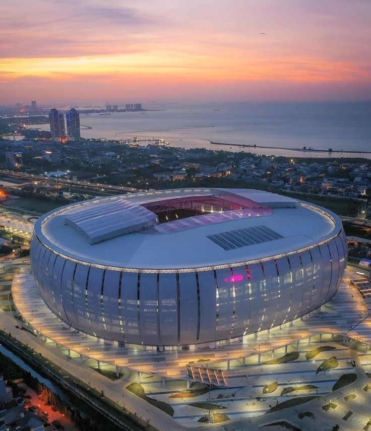 ENHYPEN_INA's tweet photo. From ICE BSD to Jakarta International Stadium! 🏟️✨

Seeing ENHYPEN return to one of Indonesia’s biggest stages feels so special. 

ENHYPEN, please know that you are deeply loved here. 🩵ENGENE Indonesia will always welcome you with the biggest love.

Welcome Back ENHYPEN
#엔하이픈 #ENHYPEN #EN_WORLDTOUR_BLOODSAGA #BLOODSAGA_IN_JAKARTA
@ENHYPEN
@ENHYPEN_members