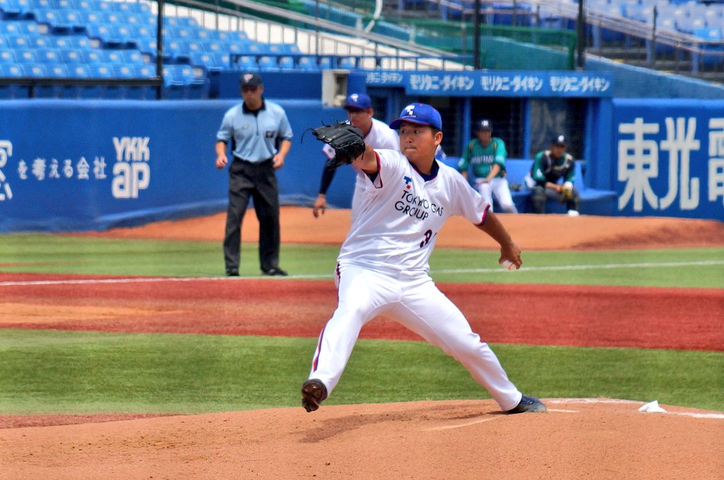 bstanekuro's tweet photo. 2026.06.30
都市対抗野球東京都２次予選
東京ガス
髙橋佑樹投手
川越東高-慶應義塾大

2次予選では初の神宮ボンバーさん
大量援護のなか冷静にアウトを積み重ねていく姿はさすがのひとこと
ボンバーさんナイピっす

#東京ガス野球部
#髙橋佑樹 https://t.co/uwNYMB94V2