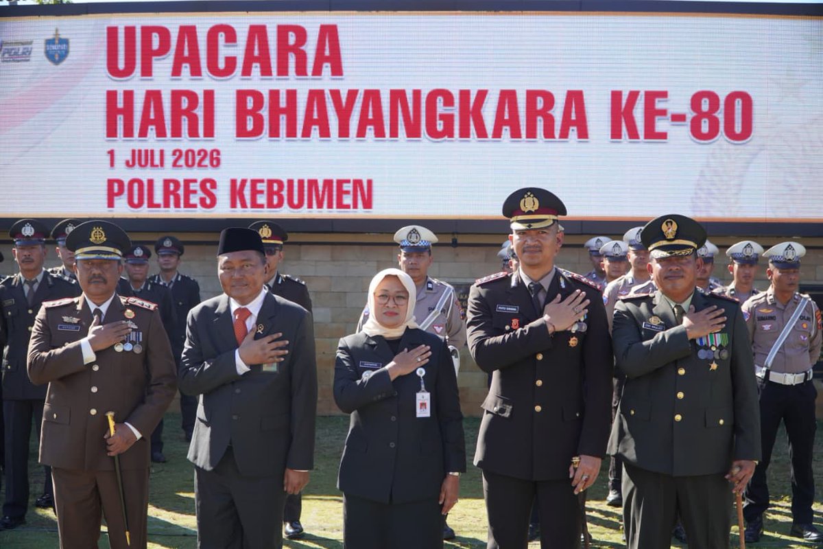 Kodim0709's tweet photo. @0709Kodim Dandim 0709/Kebumen Hadiri Upacara HUT Bhayangkara Ke-80, Perkuat Sinergi TNI-Polri Demi Pengabdian untuk Masyarakat https://t.co/5ViIDggGHV