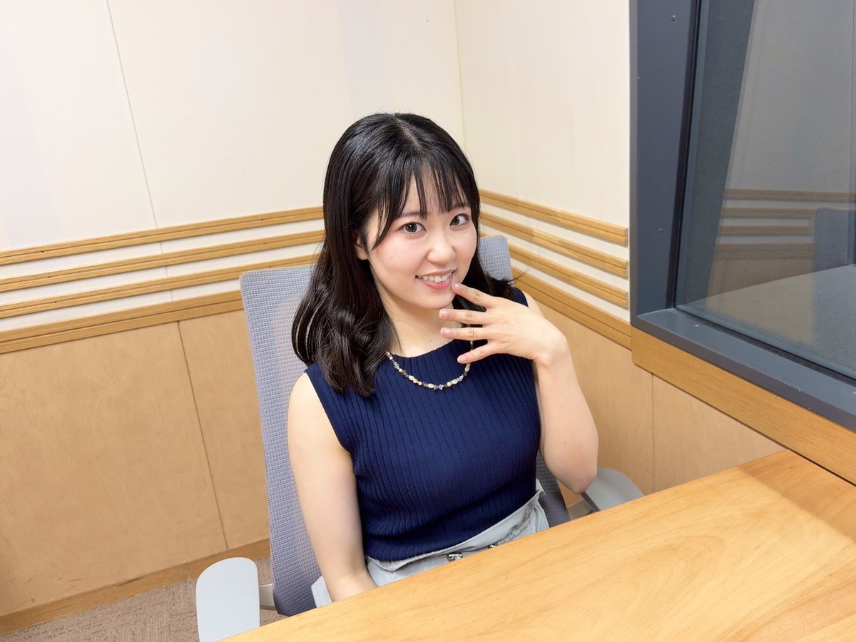nao_living's tweet photo. 今回もありがとうございました！
改めてアルバムジャケットを要チェックです👀

水曜18:00より
QloveRの #at_living チャンネルで
1週間無料で最新回のアーカイブ、
そして有料会員限定のおまけコーナーを配信！

本日の深夜3:30からは
文化放送地上波でもスタート！
https://t.co/KBOfpUwJRe https://t.co/CpwcfiFIc9
