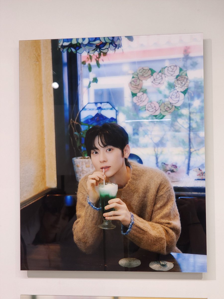 roki0809's tweet photo. 귀염둥이와 함께 7월 시작.
우리의 여름은 늘 행복할거야.

#황민현 https://t.co/Ie3nxY4rhM