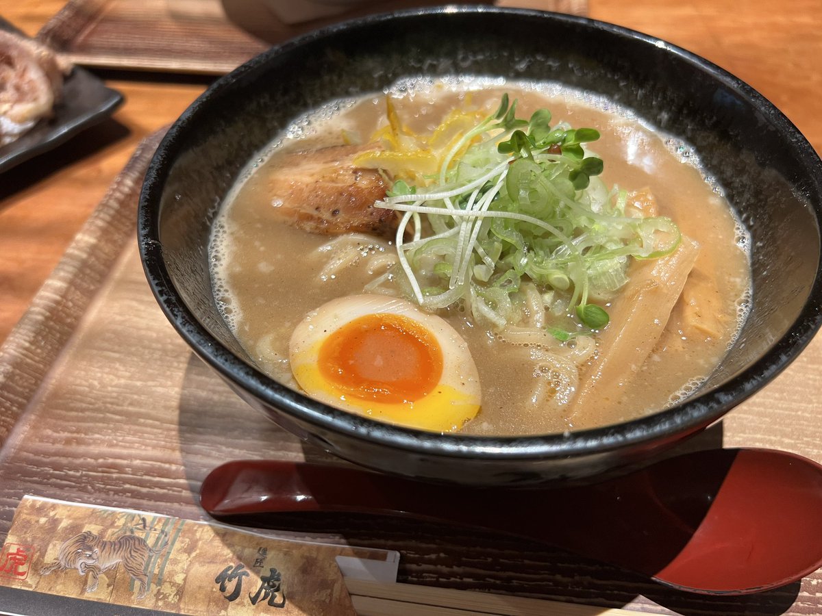 monchievener's tweet photo. 6月の美味しかったご飯たち https://t.co/7tLjwKqNcG