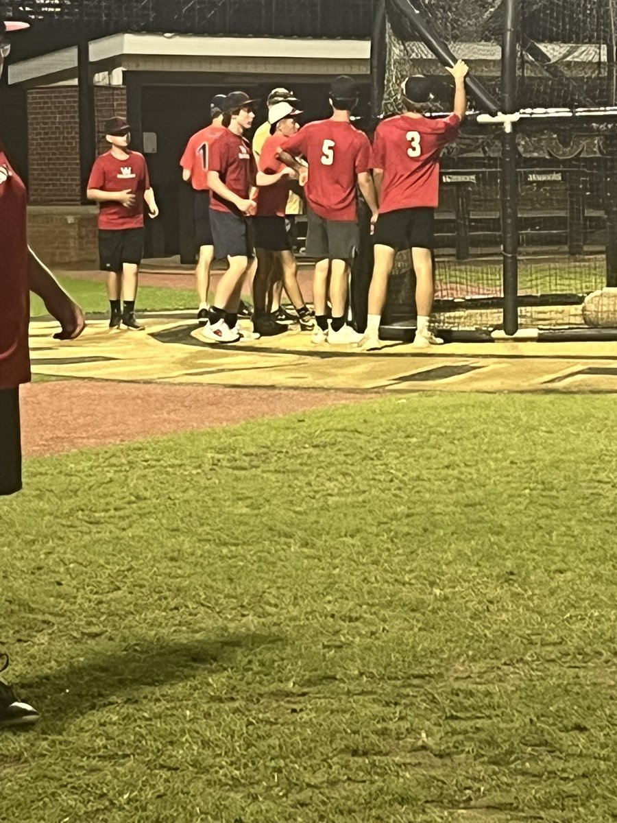 WheelerBasebal1's tweet photo. Another great day at Team Camp!! https://t.co/r5nn6AotZn