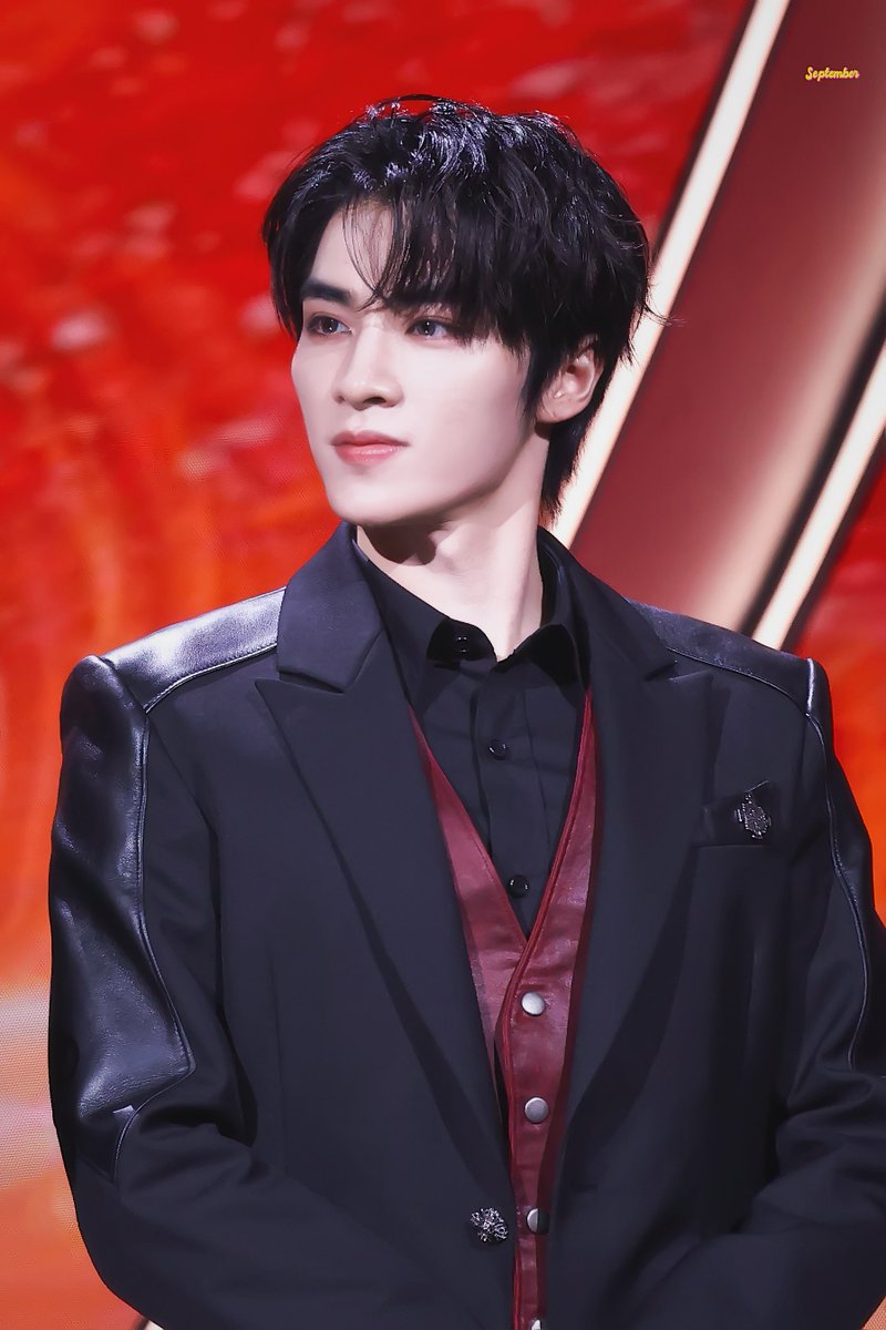 cesralkkk's tweet photo. 20260629 ShangHai

☺️🤲🏻🐶💕

#샤오쥔 #肖俊 #XIAOJUN #威神V #WayV https://t.co/DkfOWuUmA1
