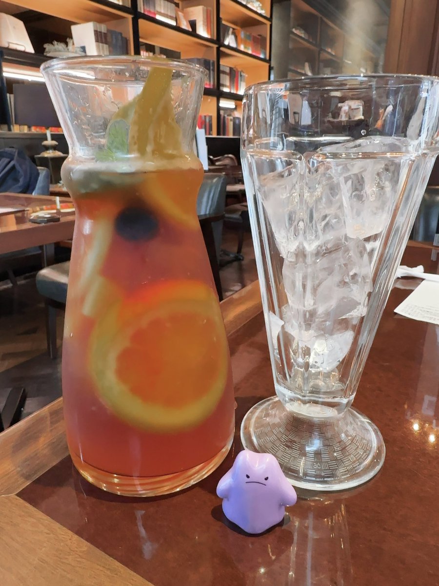 39ra114's tweet photo. 近所にはまだぽこあポケモンパンなかったよメタモン https://t.co/GgoDkiAedT