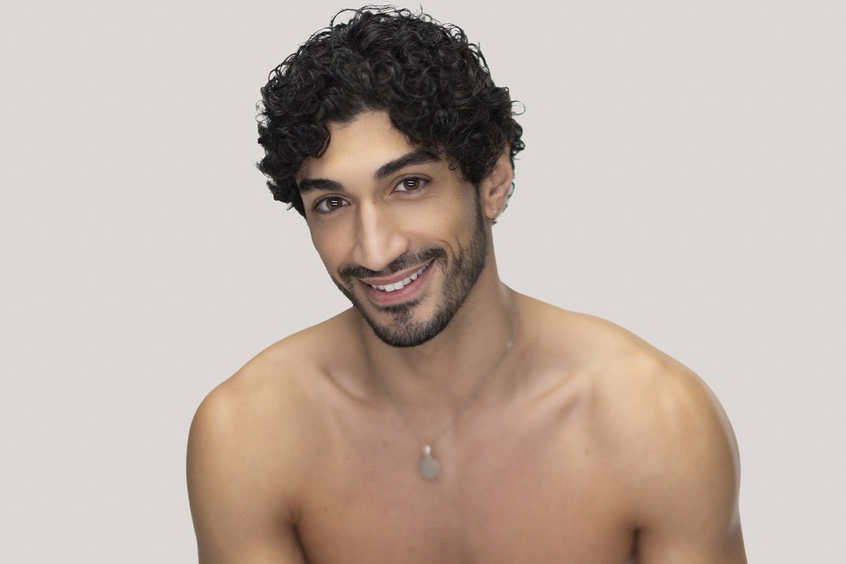 LaraBreakfast's tweet photo. evil never dies in this villa it just reinvents itself in a man who can’t mind his own business … #loveislandusa https://t.co/8YQeVrljoR