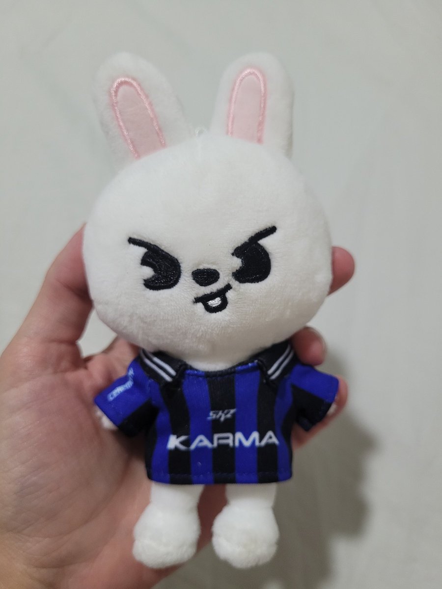 minbinsung's tweet photo. o jogador     x     a camisa

#camisa23 #ca23 @leemrnho https://t.co/bv6F4Qfteo