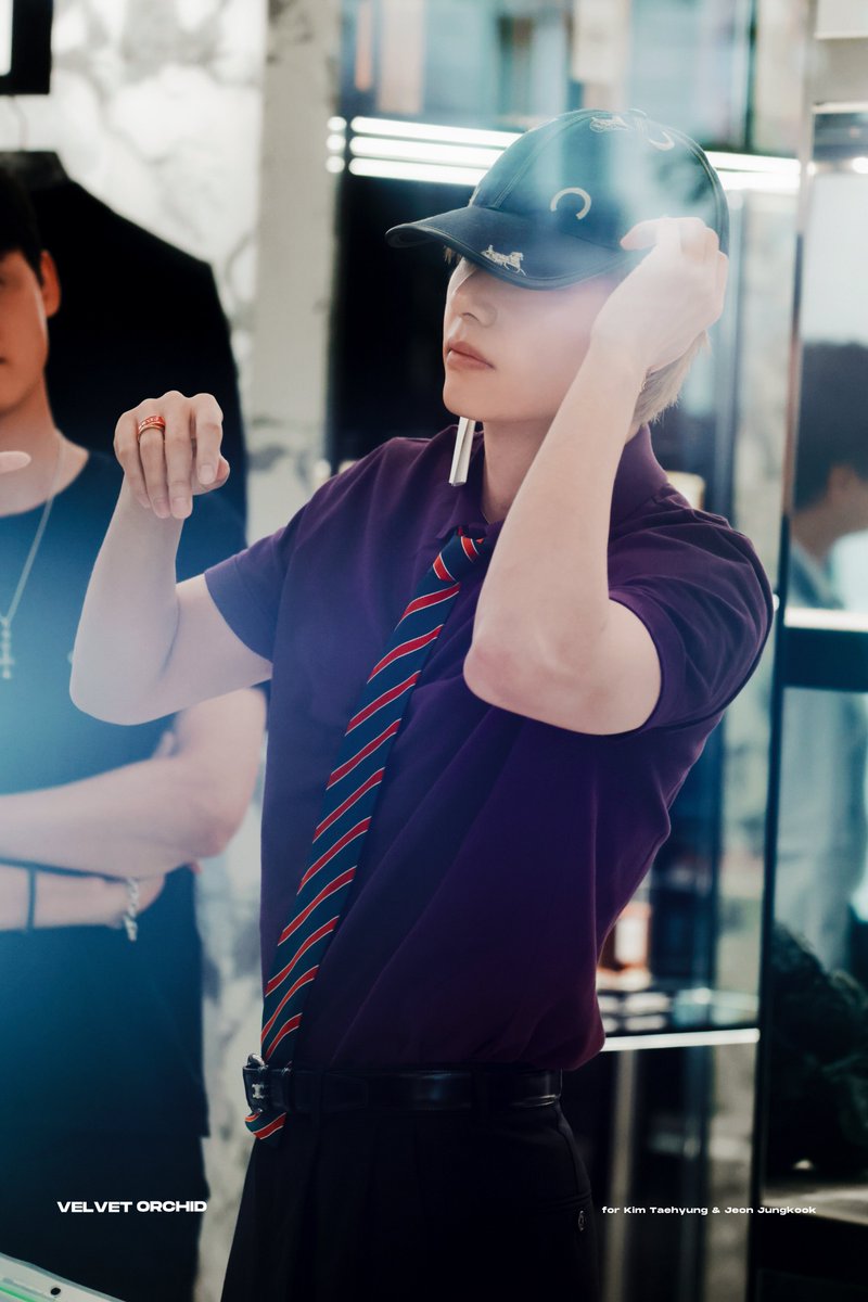 velvetorchid_kt's tweet photo. 260629
#TAEHYUNG #V #BTS #방탄소년단  #뷔 #태형 @BTS_twt https://t.co/FzonTzWNS2