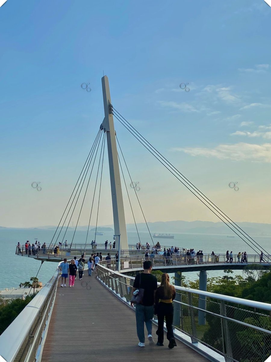 gusttavoo_13's tweet photo. [Just wrapped up a quick day trip to the city’s new coastal trail! Fresh sea air, stunning views, and zero traffic delays—total win ♀]， https://t.co/agjFNQSdNf