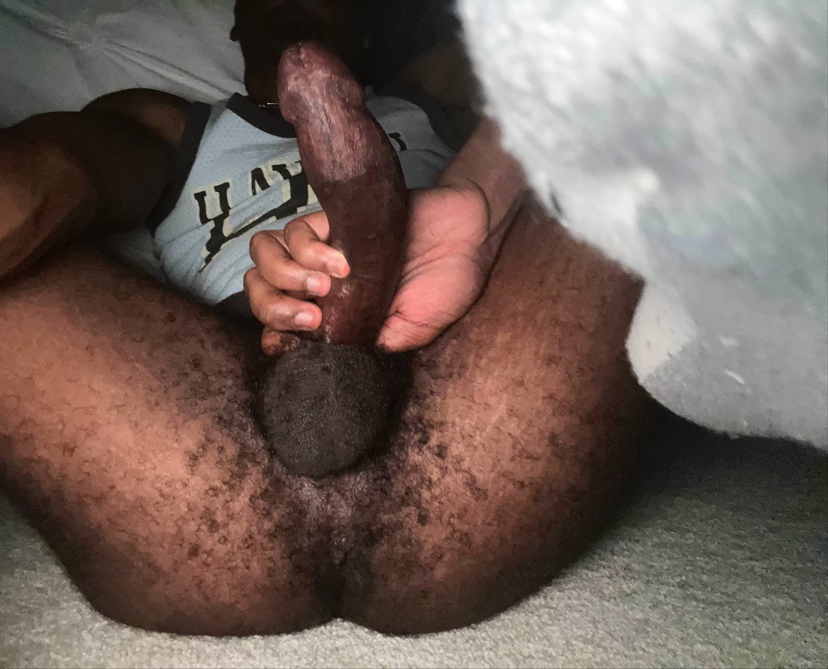 boysmells_'s tweet photo. this heat is making me so goony bro 😵‍💫🧦 https://t.co/CynuNlM9X8