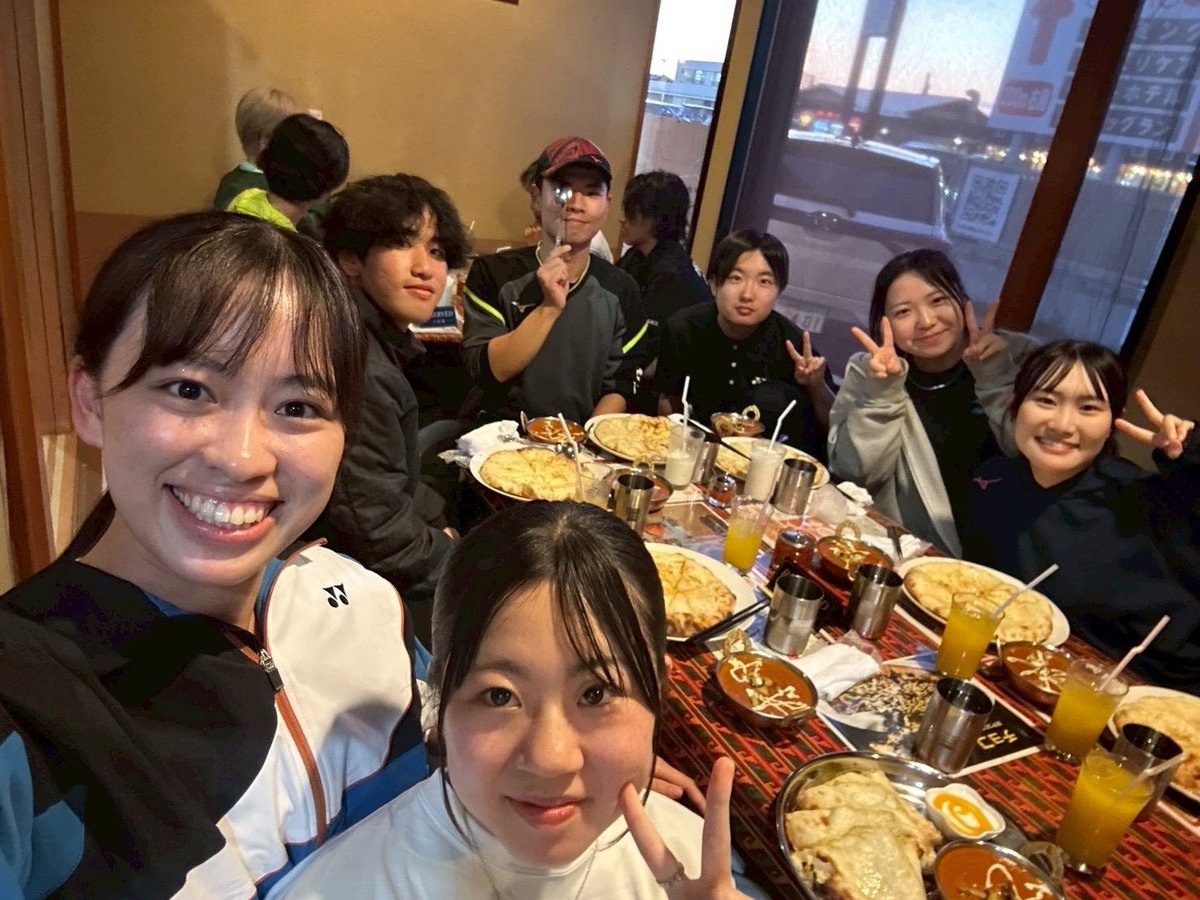 AkitaMedST's tweet photo. 6月6日に大館市の高館テニスコートにて岩手医科大学さん、弘前大学さんと三定戦が行われました！
今回見つかった課題を振り返りながら、8月の東医体に向けて日々練習に取り組んでいきたいと思います💪✨ https://t.co/aXhQL9JjOe