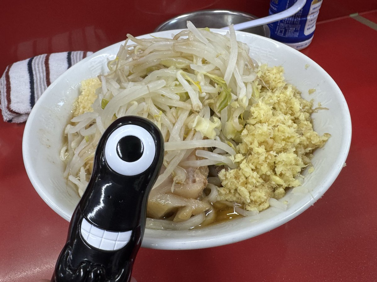 as966404's tweet photo. #realhead
#realxhead
#ラーメン二郎越谷店 https://t.co/aU4UiI2n7y