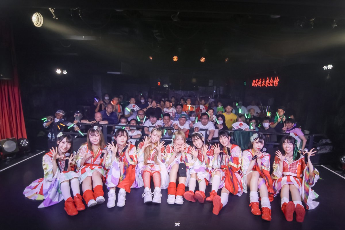sasa_sa_BJ's tweet photo. 遅くなりましたが、笹川ラストライブありがとうございました！！✧⁺
最初から最後までずっと楽しすぎてあっというまだったなあ

平日にもかかわらずたくさんの方が集まってくれて、緑いっぱいの景色を見ることができてとっても感無量でした🎋🎋
一人一人のお顔を見てその人の言ってたこととかいろんな思い出を思い出したりした☺️

最後にみんなにパワーとかなにかいいものを与えることできたかな？できてたらいいなっ
あなたの人生に関わることができて私はとても嬉しかったです！

たくさんの方から「幸せになってね」と言っていただけたけど、本当の本当にみんなが喜んでくれたり幸せになってくれることが自分にとっての願いであり大きな幸せなので、嬉しい言葉をたくさん聞けて(見れて)私は最高に幸せでした。
この思い出を胸にずっと生きる！！！

また人生のどこかで出会えたらいいなと思う方ばかり。素敵なあなたたちに(今回来られなかった方も!)出会うことができて本当によかったです。またどこかですれ違ったらよろしくね🌠