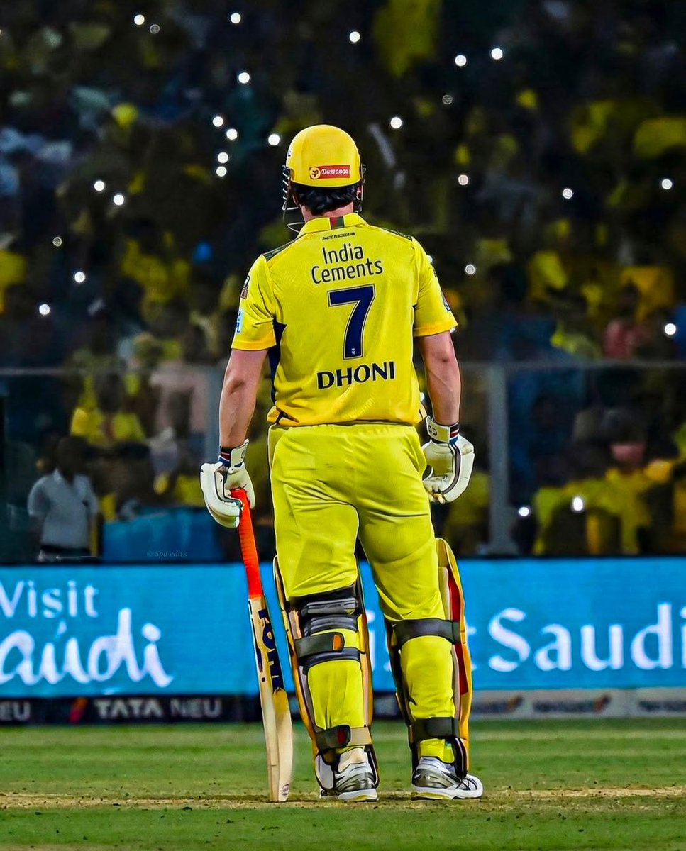 Ashwin_tweetz's tweet photo. THALA BIRTHDAY MONTH 💛 https://t.co/Tym9EnCVzx