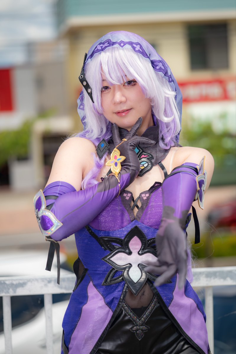 Chizuru_Nanami_'s tweet photo. コスプレ
崩壊スターレイル
ブラックスワン

撮影:くぼけんさん
サツコスの時から探す約束してたのでお会いできて良かったです〜！
撮影ありがとうございました✨
空が綺麗に写っててハッピー✌️

#TMAF  #TMAF2026 https://t.co/tLPquLk7jW