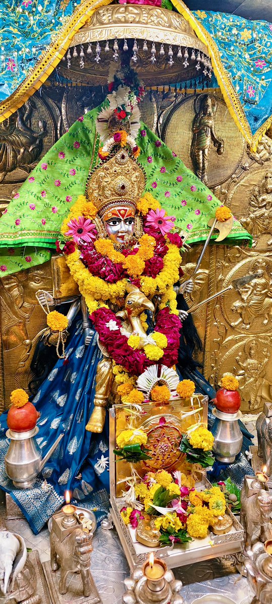 Harshad5720's tweet photo. खेड़ब्रह्मा से श्री अंबे माता दी के प्रात: दर्शन..!!
( बुधवार, मयूर सवारी, सरस्वती जी स्वरूप )

जय मां अंबे 🙏 

Happy Doctor's Day ✨ https://t.co/UOGwfzWAvs