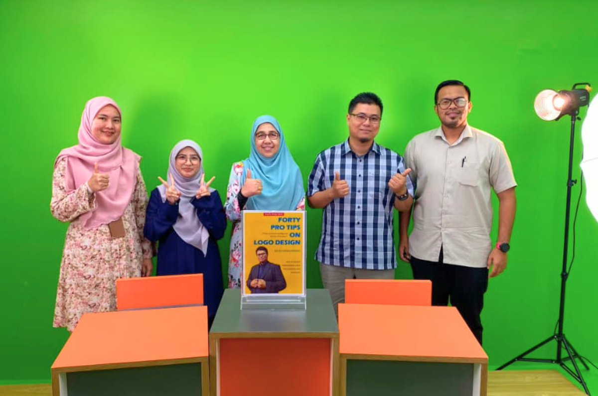 LibUiTMPerak's tweet photo. RESENSI BUKU: FORTY PRO TIPS ON LOGO DESIGN : THAT ARTIFICIAL INTELLIGENCE WISHES TO KNOW

Tarikh : 25 Jun 2026 (Khamis)
Masa : 10.00 pagi – 11.00 pagi
Platform : Youtube UiTM Perak Channel

Laporan penuh : https://t.co/NJilvK49n8 https://t.co/XUFtMMnOQB