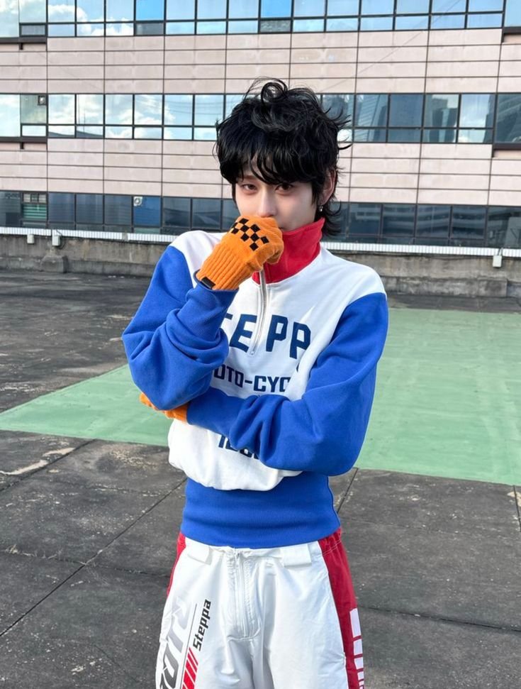 keumtone's tweet photo. they got towa outfit bro https://t.co/8I44mE6Uiu