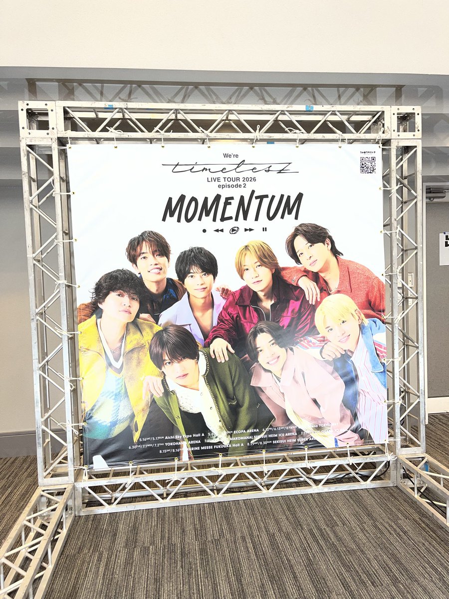 3939ra1's tweet photo. 一年前「元気になったら、一緒に推し活しよう」と励ましてくれた先輩と初参戦🩵寝たきりから、ここまで回復した自分を褒めてあげたい🦀
#横アリDAY1 https://t.co/zuZS2lNDZN