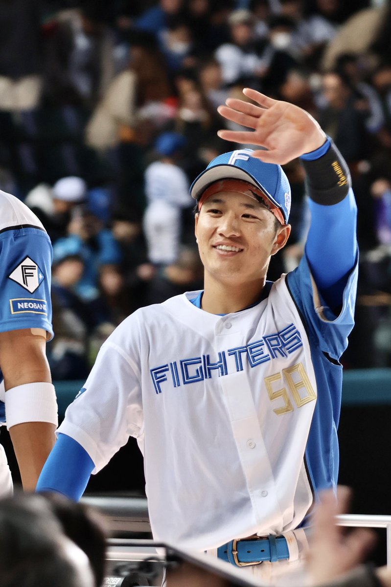 2OOOblueee's tweet photo. 2人が一軍にいて活躍してる姿たくさん見れてるのが
ほんと嬉しくて🙂‍↕️最後まで走り切ろう絶対💨
#奈良間大己 #吉田賢吾 https://t.co/2CE0OvKZmi