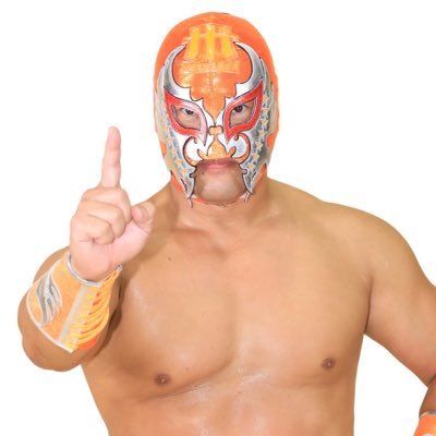r_theconvict's tweet photo. ワンキュウシュウ選手とのコラボTシャツ、通販でも買えるようですよ！https://t.co/BL4Le6H2UL
#九州プロレス #qpro https://t.co/G0UqinE9Qd