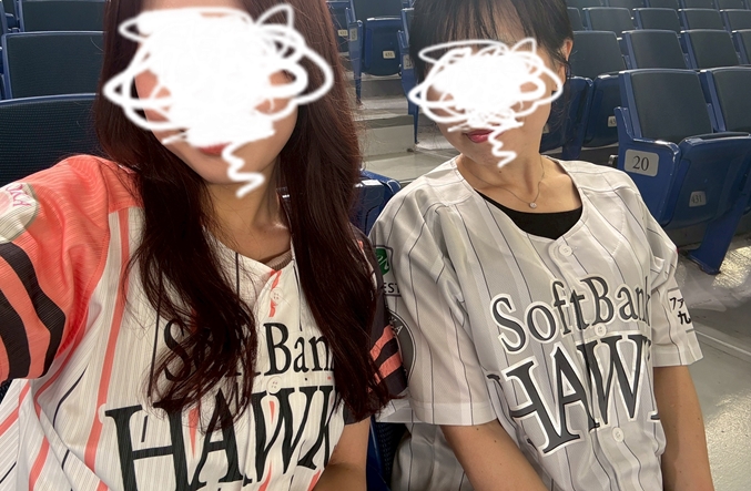purity798's tweet photo. 【鷹祭 SUMMER BOOST 2026（前編）】東京ドームでソフトバンクホークスを応援！限定ユニフォーム＆試合前イベントを満喫♬（記事下にPR含）
https://t.co/T0uQyaPQx1 https://t.co/5CXefWxM3p