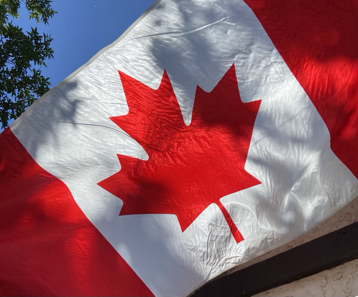 RalphGoodale's tweet photo. Bonne fete du Canada!
Happy Canada Day to everyone in the True North, Strong and Free! https://t.co/eOXIZb6wDd