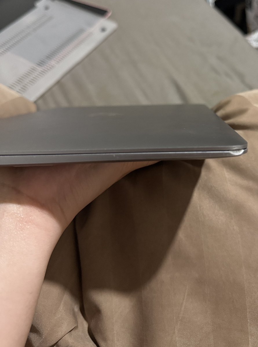beaucalax's tweet photo. wts macbook air m1 8/256gb

6jt nett
cod only kelapa gading
wts cepet

hanya unit saja
#zonauang #zonajajan https://t.co/V1obUQmxVG