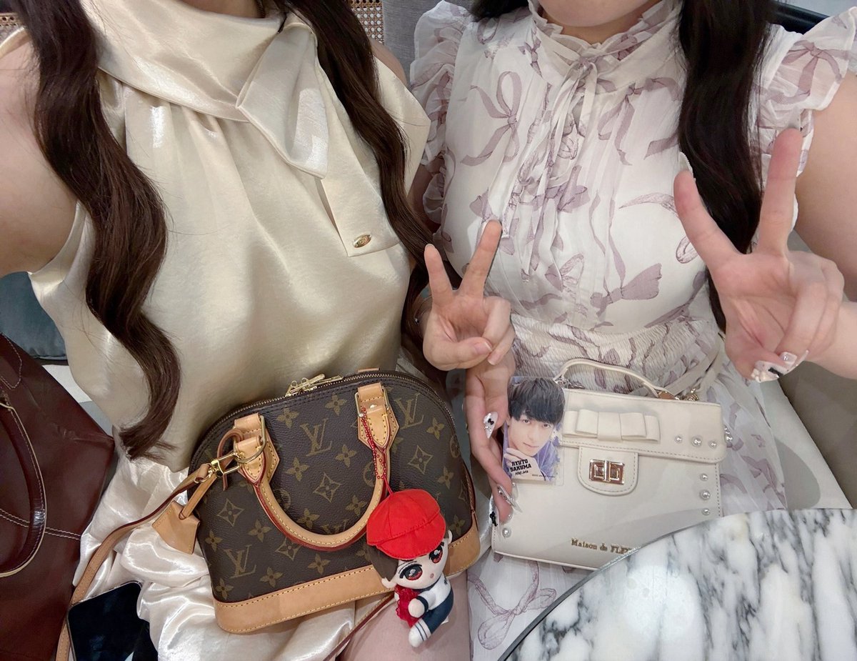 nyan3zu's tweet photo. 千疋屋のかき氷おいしかった幸せ💞
定期さくみじゅ㌠❤️💜 https://t.co/NX8gBHoCpP