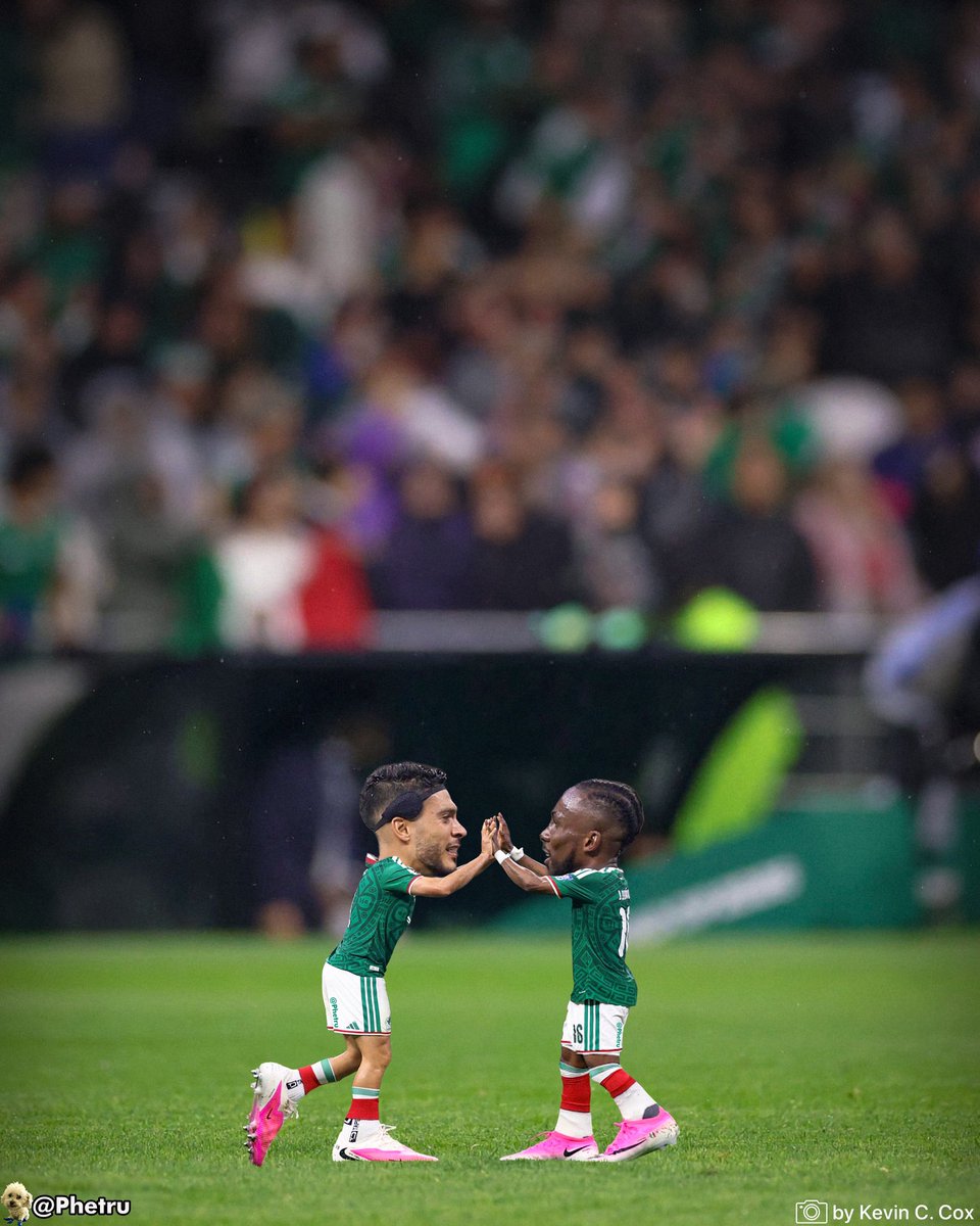 Phetru's tweet photo. 🇲🇽 Mexico 2 - 0 Ecuador 🇪🇨
Round of 32 · FIFA World Cup 2026

Goals:

🇲🇽 Julián Quiñónez 22’
🇲🇽 Raúl Jiménez 31’

Mexico advances to the Round of 16 

🏅 MoTM: Julián Quiñónez

📸 by Kevin C. Cox https://t.co/FQ8ujBWdR7
