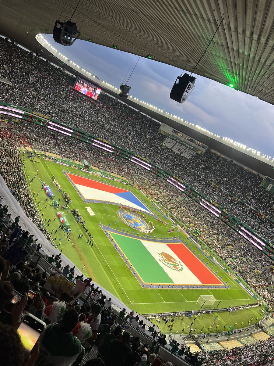 _Danortega's tweet photo. Qué bonito es el fútbol.🤩 https://t.co/6y0jXOEUgC