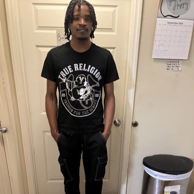 TraySpiffy's tweet photo. #NewProfilePic https://t.co/b0FAv3UMvC