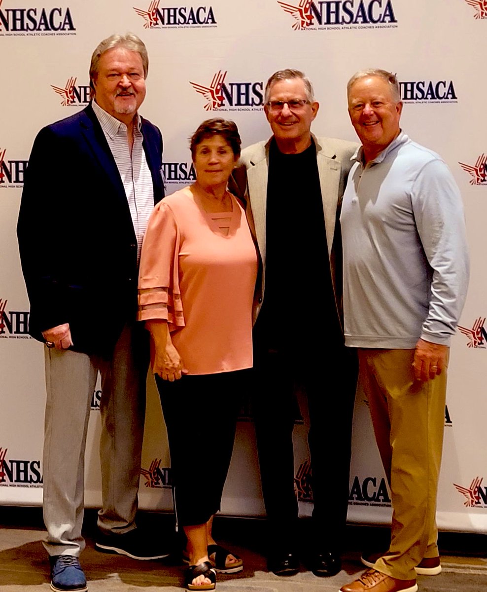 KevinMcCabe987's tweet photo. Congratulations! AzHS legendary coaches honored tonight in Iowa! Former @CHSCobraFB HC Larry Fetkenheir @CDSAztecSoftbal HOF’ers Jeep Ray, @CdS_Baseball Stan Luketich and @hhsbaseball98 10-time State Champ Coach @CoachWoods21 #LoveTheseTeachers @AZPreps365 @nhsaca https://t.co/nnVCZx109r