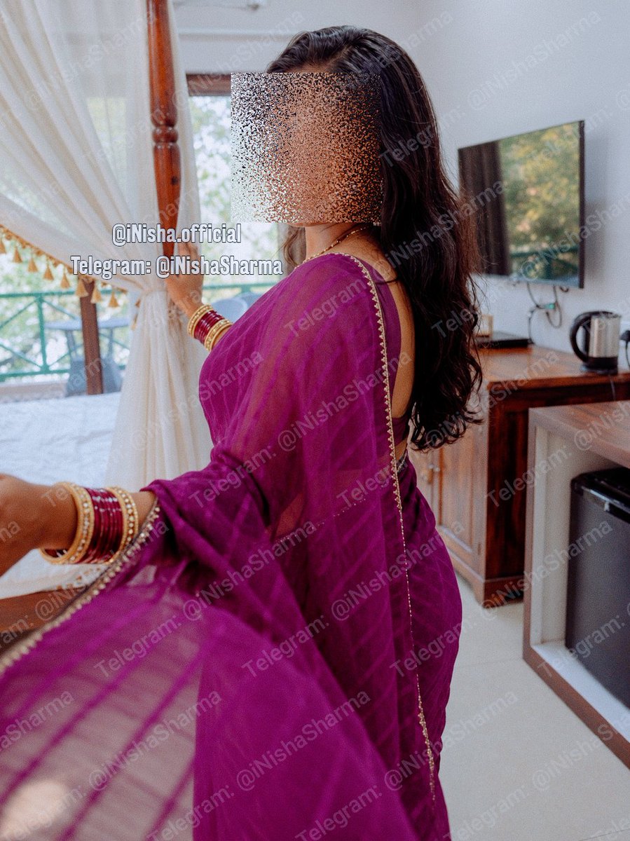 nishaexclusive's tweet photo. Wrapped in hues of royalty 💜✨
Feeling effortlessly graceful in this magenta magic. Sometimes all you need is a beautiful saree and a little sunshine to own the day!
Which pose is your favorite? 👀
#SareeLove #MagentaMagic #IndianElegance #SareeDraping #TraditionalWithATwist #DesiVibes