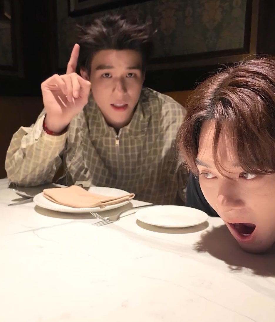 agnangiee's tweet photo. ดู vlog จบแล้ว พวกแกยังน่ารักกันเหมือนเดิมเลยง่ะะะ ขอบคุณที่แบ่งปันช่วงเวลา moment ส่วนตัวของทั้งคู่มาให้ดูน้าาา 🩵🩷

#WUTheSeriesFinalEP https://t.co/QFXU9WXCvm