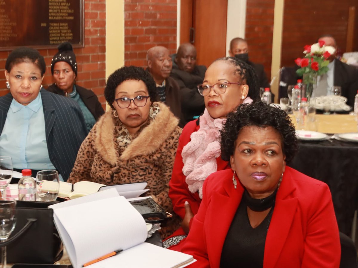 DBE_SA's tweet photo. Over the past two days, the Director-General of the Department of Basic Education, Mr Mathanzima Mweli, met with senior district officials from Sekhukhune East and Capricorn North Districts as part of the #DistrictSupportProgramme, reinforcing the Department's commitment to strengthening district support and improving learner outcomes.
As part of the #LearnerSupportProgramme, the Director-General also engaged with the #ClassOf2026ZA, visiting 13 schools across the two districts to encourage and motivate learners as they continue their preparations for the National Senior Certificate examinations.
This morning, the Director-General continues the #DistrictSupportProgramme by engaging with senior district officials from the Capricorn South District at Capricorn High School.
#EducationZA #GovZAUpdates