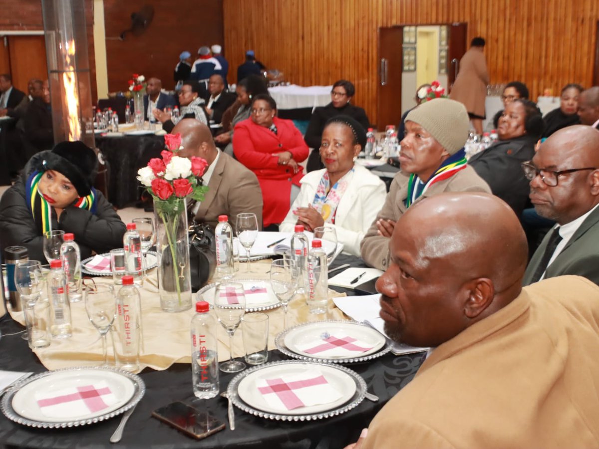 DBE_SA's tweet photo. Over the past two days, the Director-General of the Department of Basic Education, Mr Mathanzima Mweli, met with senior district officials from Sekhukhune East and Capricorn North Districts as part of the #DistrictSupportProgramme, reinforcing the Department's commitment to strengthening district support and improving learner outcomes.
As part of the #LearnerSupportProgramme, the Director-General also engaged with the #ClassOf2026ZA, visiting 13 schools across the two districts to encourage and motivate learners as they continue their preparations for the National Senior Certificate examinations.
This morning, the Director-General continues the #DistrictSupportProgramme by engaging with senior district officials from the Capricorn South District at Capricorn High School.
#EducationZA #GovZAUpdates