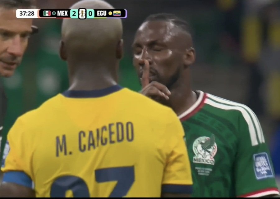 Campechame42's tweet photo. Los ecuatorianos menospreciaron a Lira por su Caicedo de 100 millones, a Julián por jugar en Arabia y a otros por jugar en la Liga MX cuando ellos tenían jugadores de Arsenal y PSG.

Hasta aquí se escucha toda la verga que están mamando, hijos de puta. https://t.co/CNDVRn7DBL