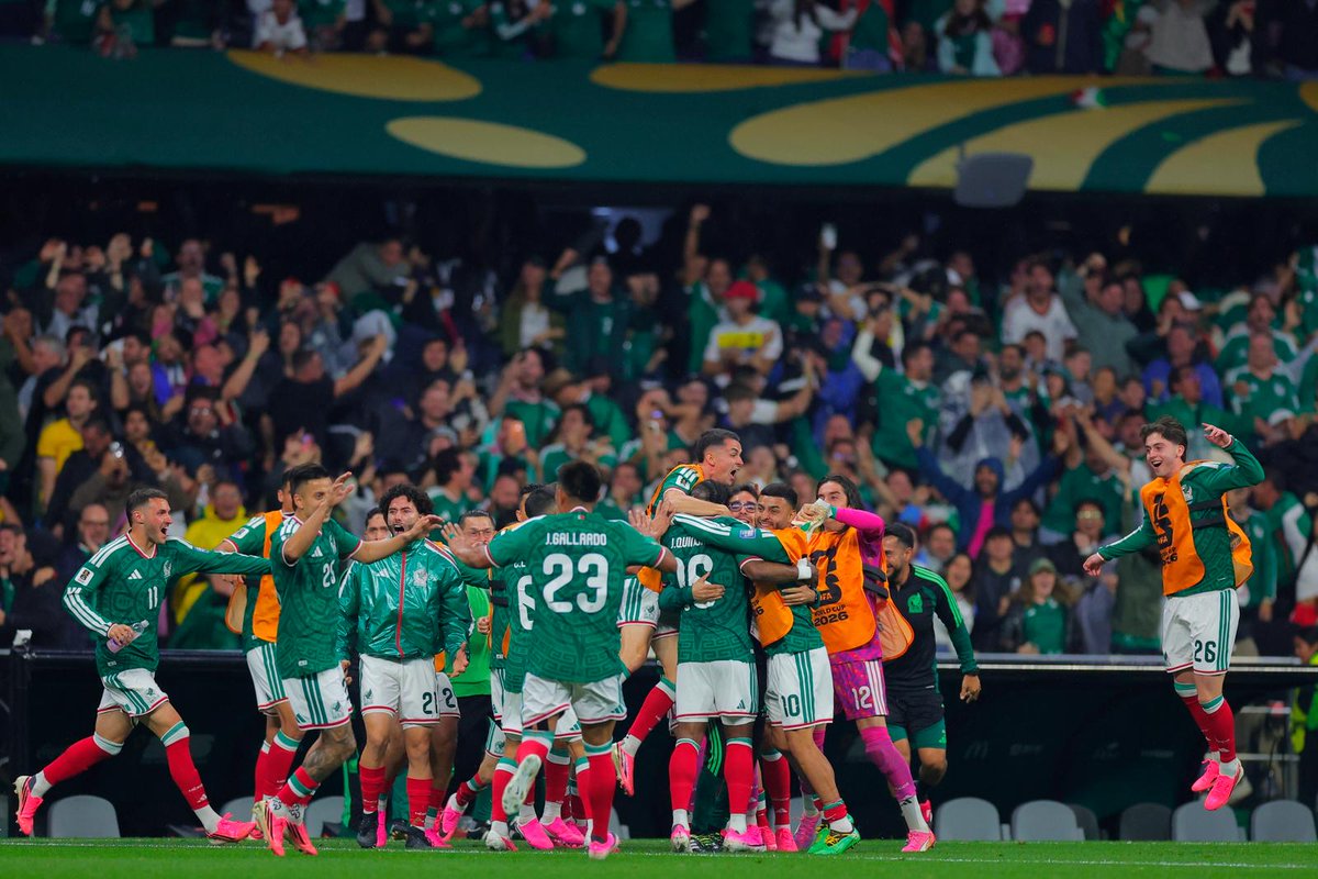 FIFAcom tweet picture
