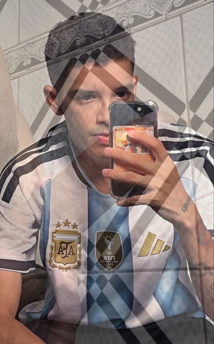 idgxzz's tweet photo. 👀 https://t.co/WuL3RvfBSJ
