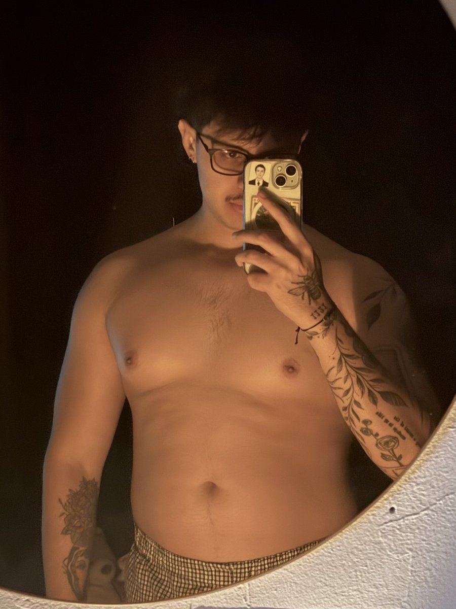 M I L K 🥛 tweet media