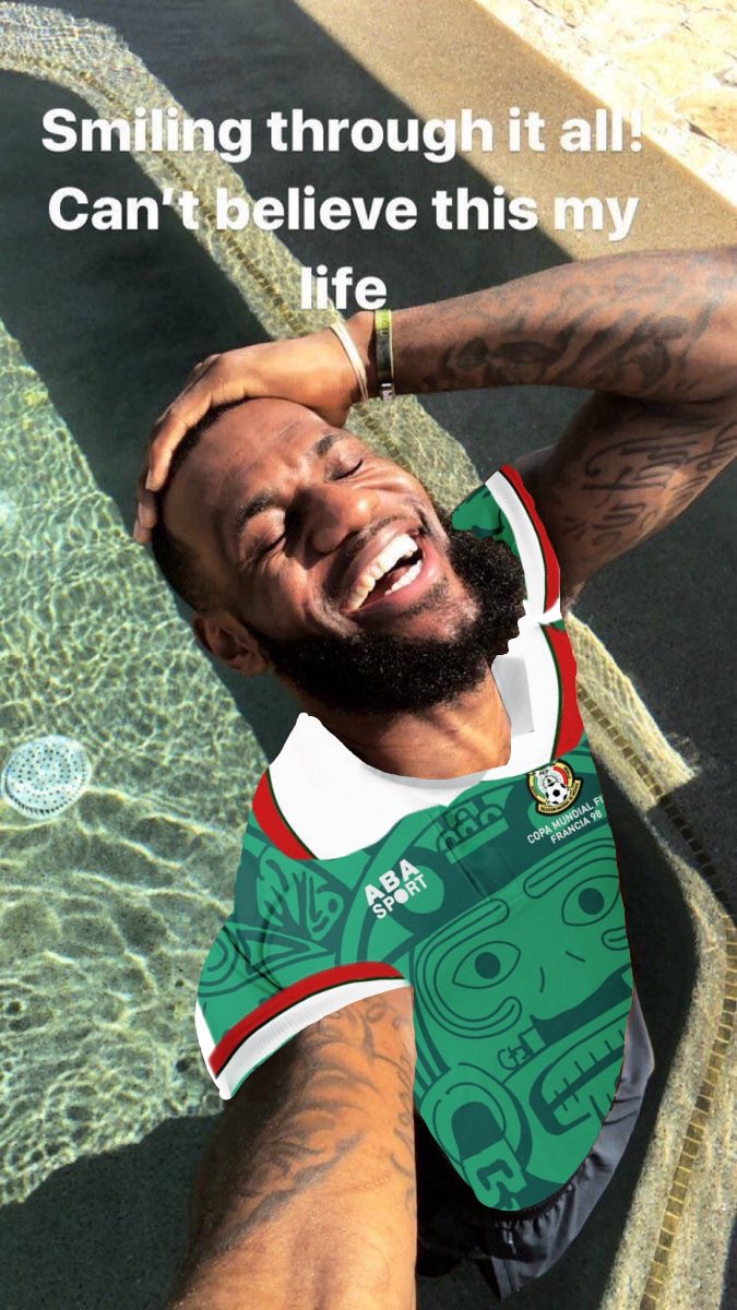 CZR93's tweet photo. MEXICO WITH THE KO WIN 

VIVA MEXICO CABRONES!!!! 🇲🇽🇲🇽🇲🇽🇲🇽🇲🇽 https://t.co/RIWdB0tv7O